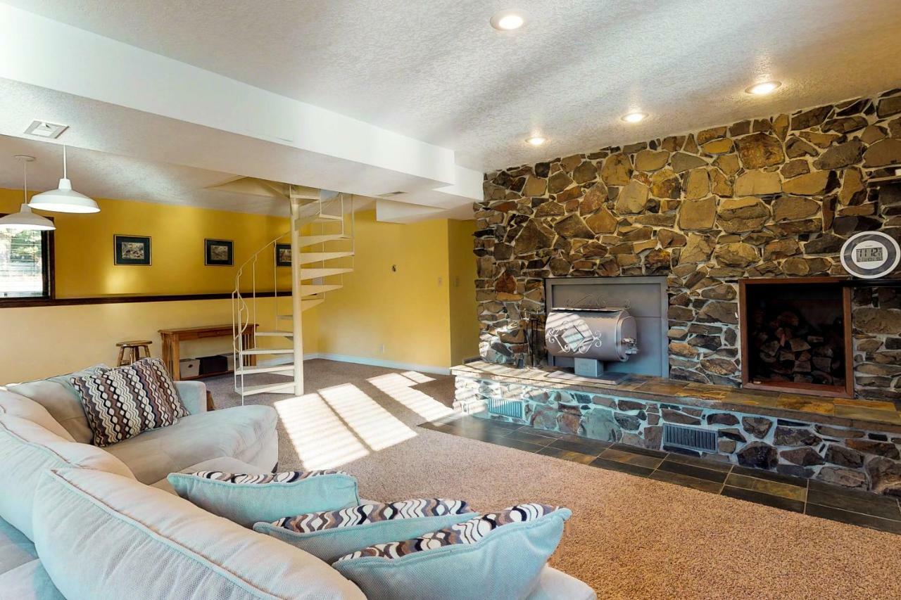 Вілла Meadows And Mountain Retreat Little Oklahoma Екстер'єр фото